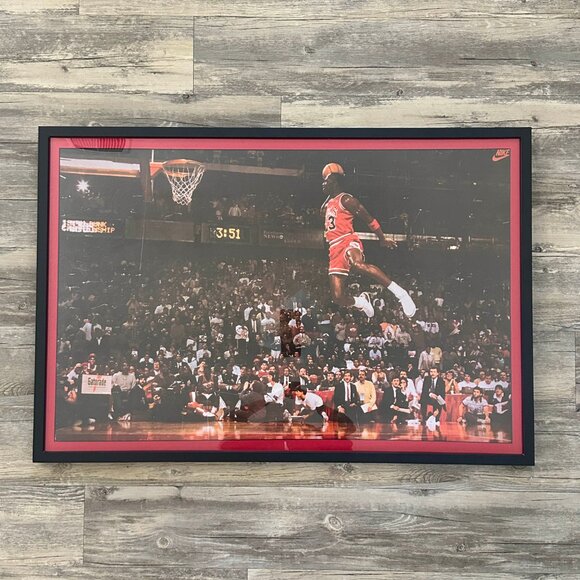Vintage Nike 1992 Chicago Bulls Michael Jordan Free Throw Line Dunk Promo Poster - Picture 1 of 10